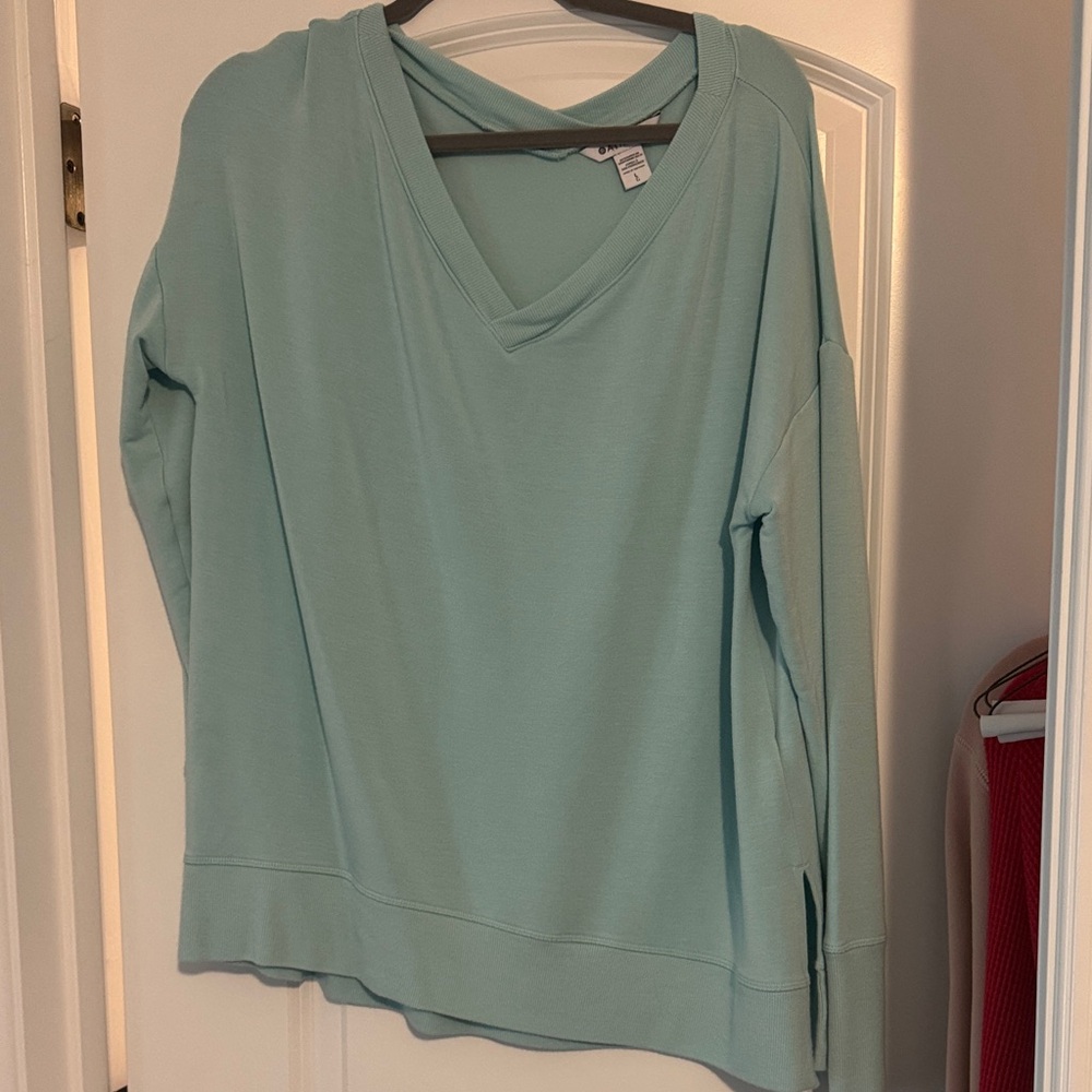 Athleta Women's Light Blue V-Neck Sweatshirt